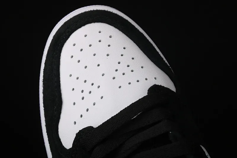 All categories Air Jordan Jordan series basketball shoes Air Jordan 1 Mid Air Jordan 1 Mid AJ1 Joe 1 China Grizzly Panda 852542-105